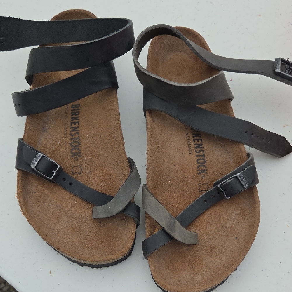 Birkenstock Women's Black and Gray Sandals
